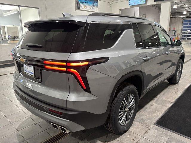 new 2025 Chevrolet Traverse car