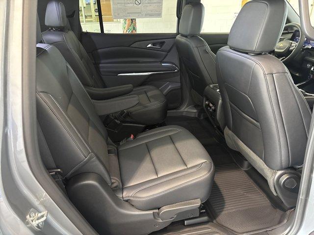 new 2026 Chevrolet Traverse car, priced at $43,995