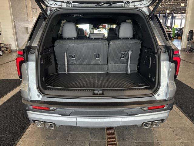 new 2026 Chevrolet Traverse car, priced at $43,995