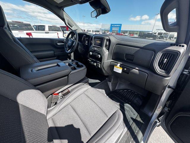 new 2025 Chevrolet Silverado 1500 car, priced at $41,995