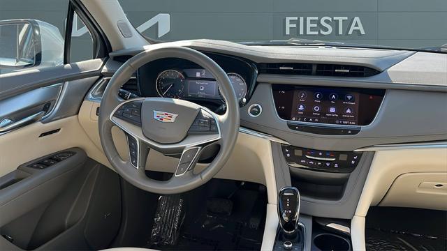 used 2022 Cadillac XT5 car, priced at $33,794