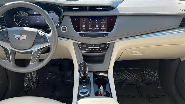 used 2022 Cadillac XT5 car, priced at $33,794