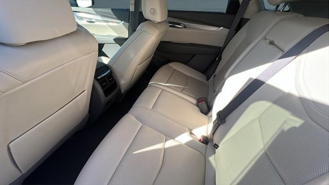 used 2022 Cadillac XT5 car, priced at $33,794