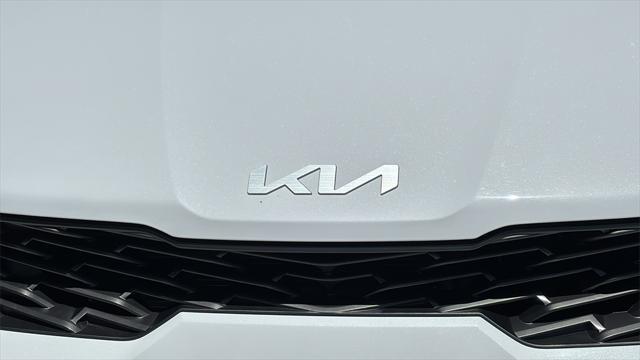 new 2024 Kia K5 car, priced at $29,880