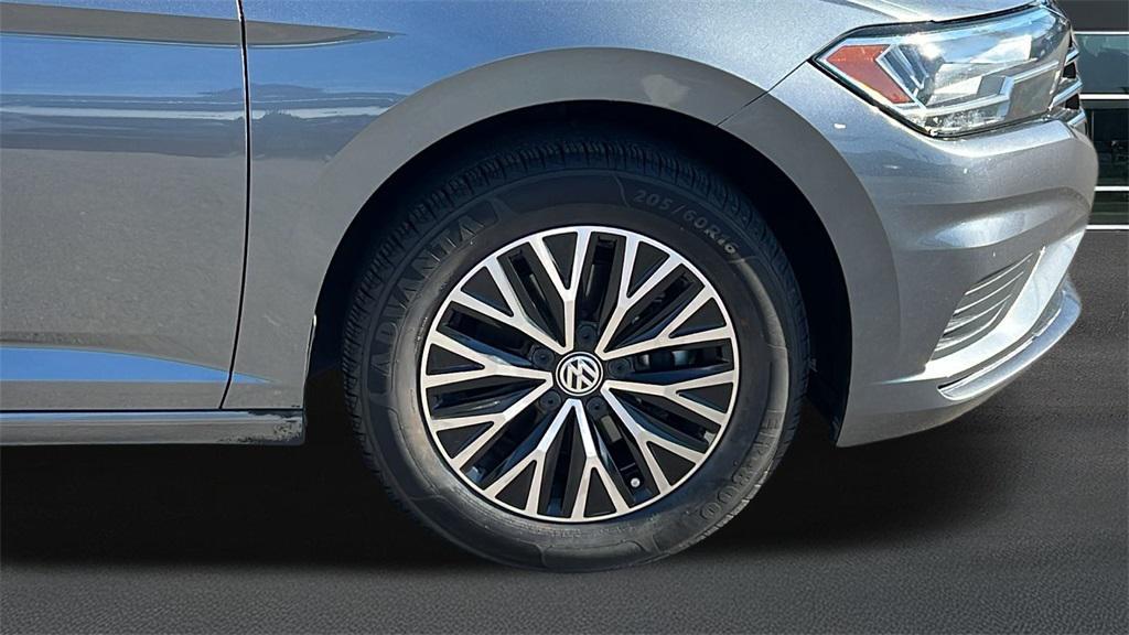 used 2021 Volkswagen Jetta car, priced at $17,903