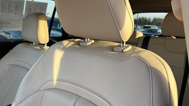 used 2022 Jeep Grand Cherokee car, priced at $34,307