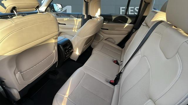 used 2022 Jeep Grand Cherokee car, priced at $33,220