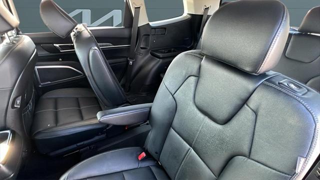 used 2025 Kia Telluride car, priced at $45,330