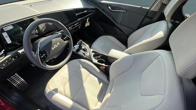new 2025 Kia Niro car