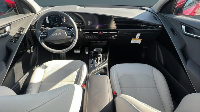 new 2025 Kia Niro car