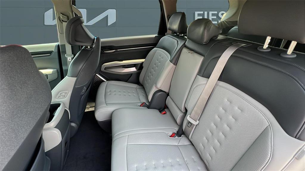 new 2026 Kia EV9 car, priced at $66,470