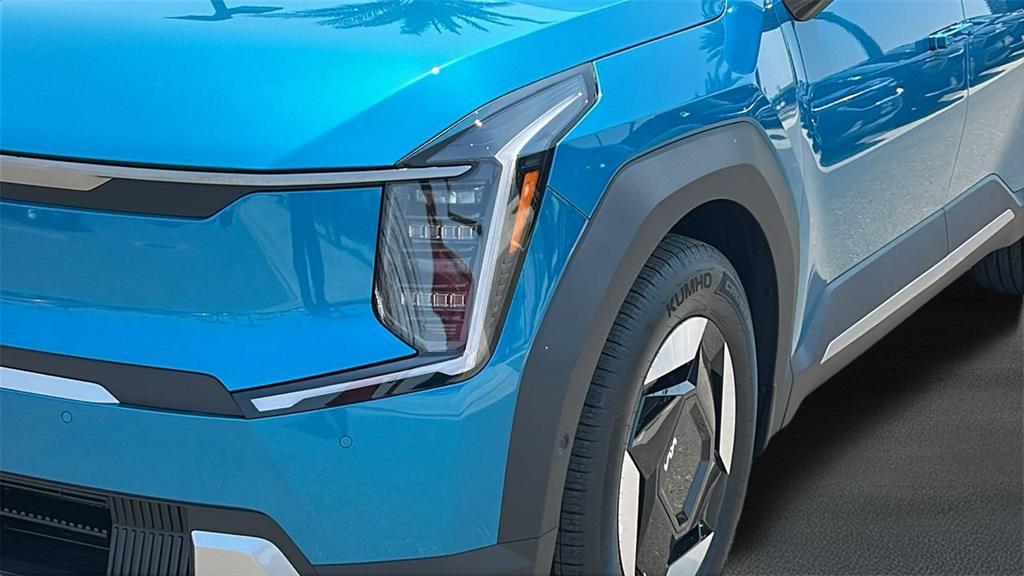 new 2026 Kia EV9 car, priced at $66,470