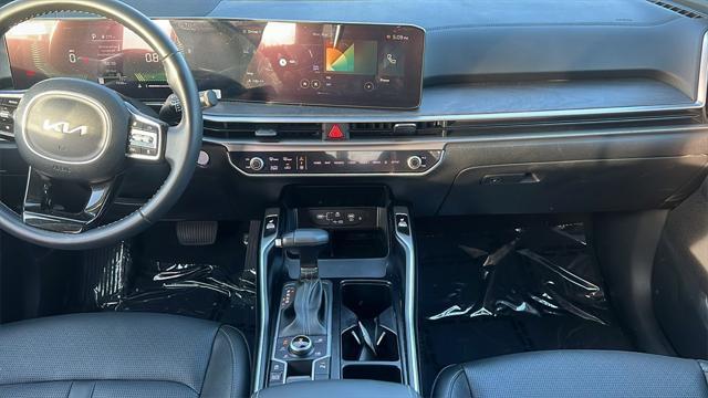 used 2024 Kia Sorento car, priced at $37,560