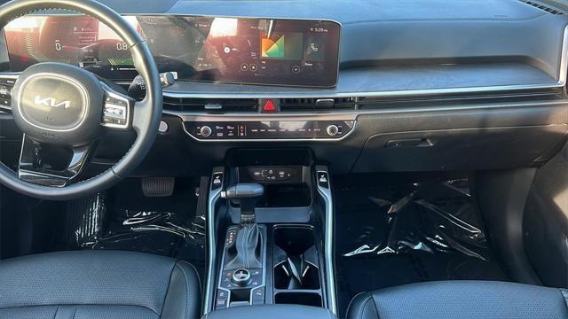 used 2024 Kia Sorento car, priced at $37,560
