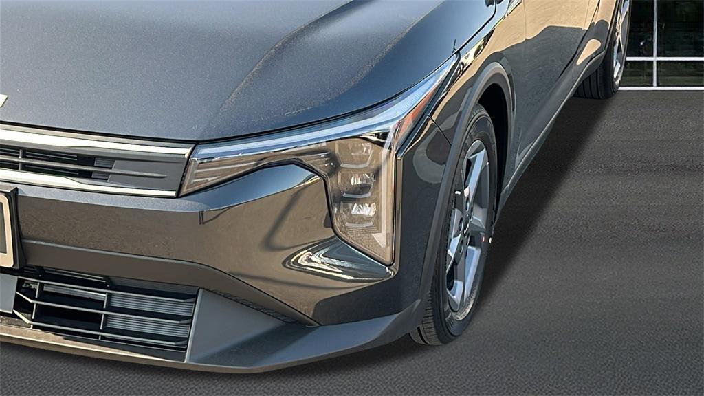 new 2025 Kia K4 car, priced at $24,165