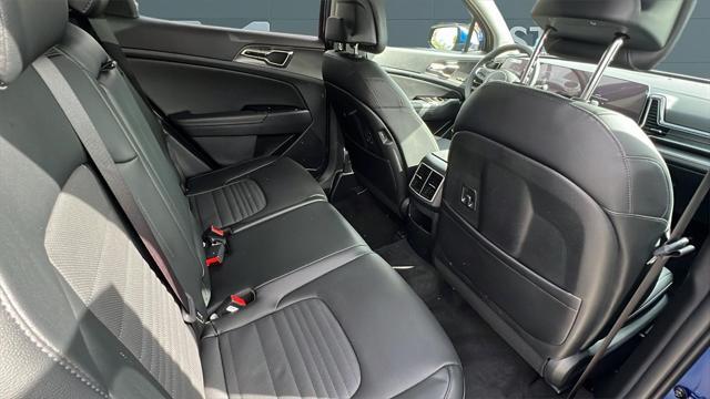 new 2025 Kia Sportage car, priced at $36,920