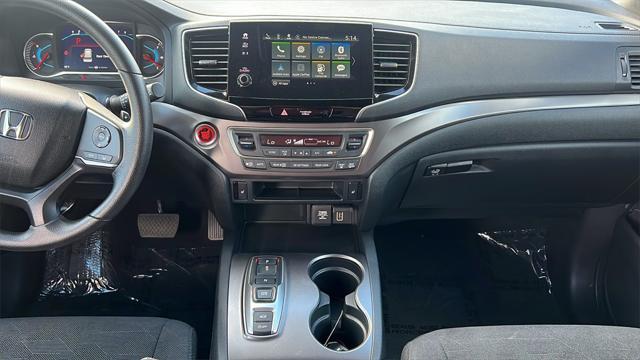 used 2022 Honda Pilot car, priced at $28,995