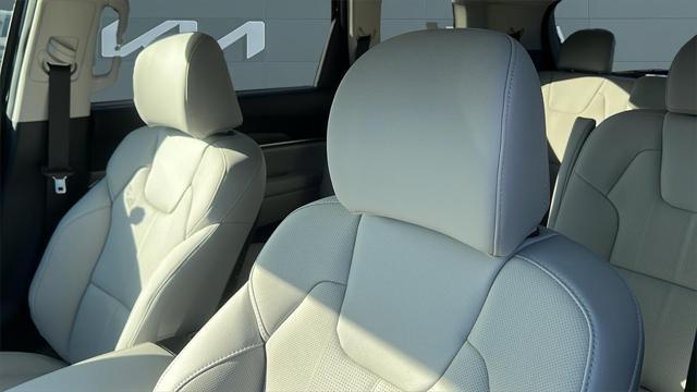 new 2025 Kia Telluride car, priced at $47,085