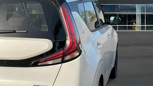 new 2025 Kia Soul car, priced at $26,885