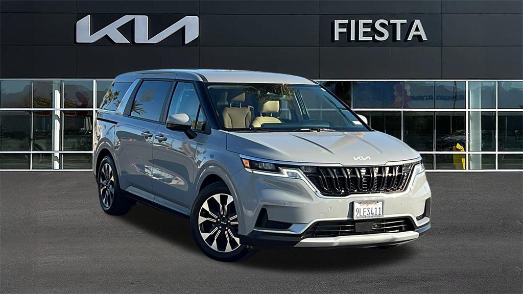 used 2024 Kia Carnival car, priced at $37,477