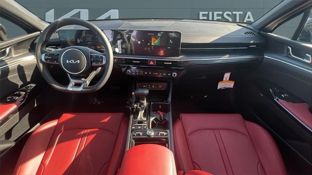 new 2025 Kia K5 car