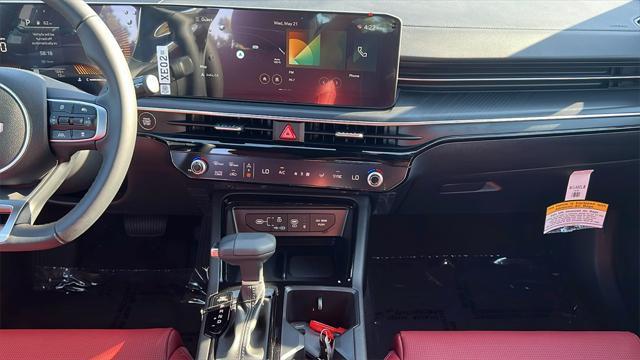 new 2025 Kia K5 car