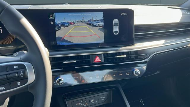new 2025 Kia K5 car