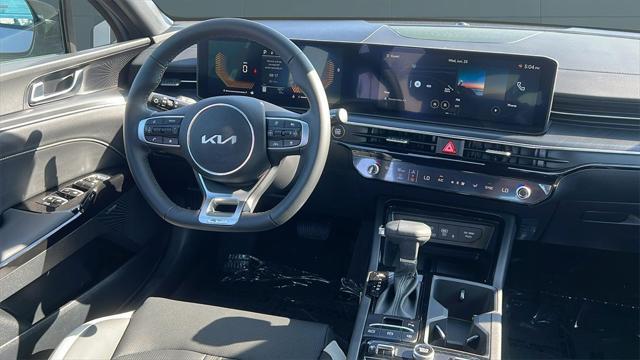 new 2025 Kia K5 car