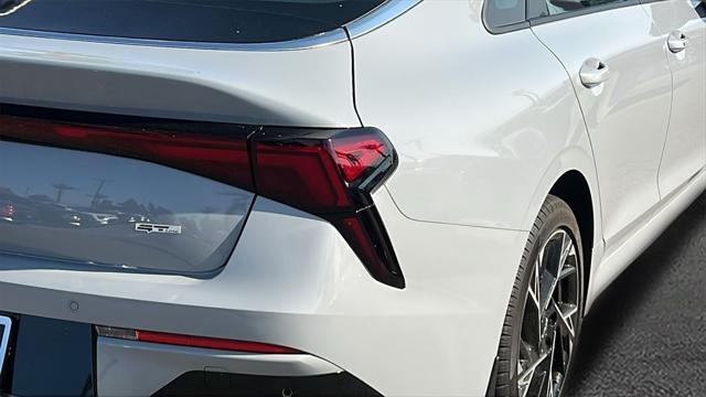 new 2025 Kia K5 car