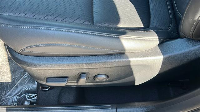 new 2025 Kia Seltos car, priced at $27,259