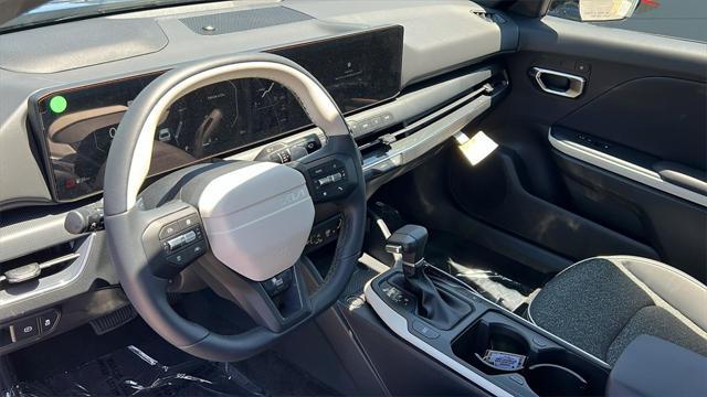 new 2025 Kia K4 car