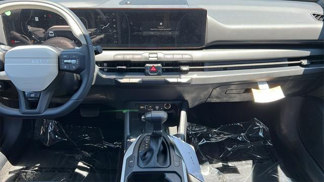 new 2025 Kia K4 car
