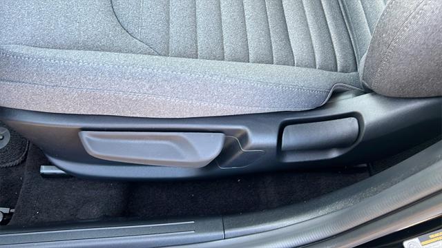 new 2025 Kia K4 car