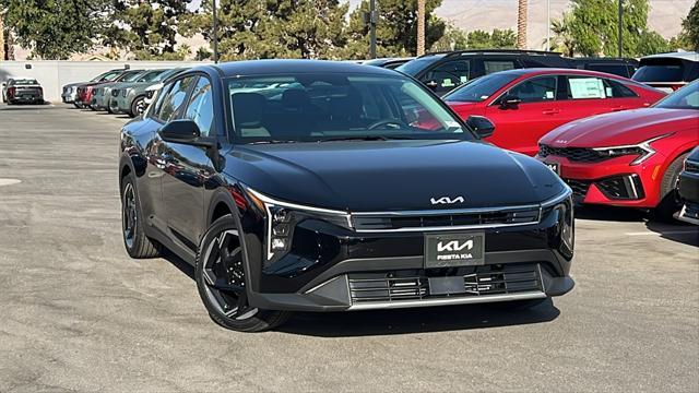 new 2025 Kia K4 car