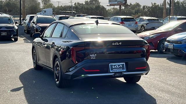 new 2025 Kia K4 car