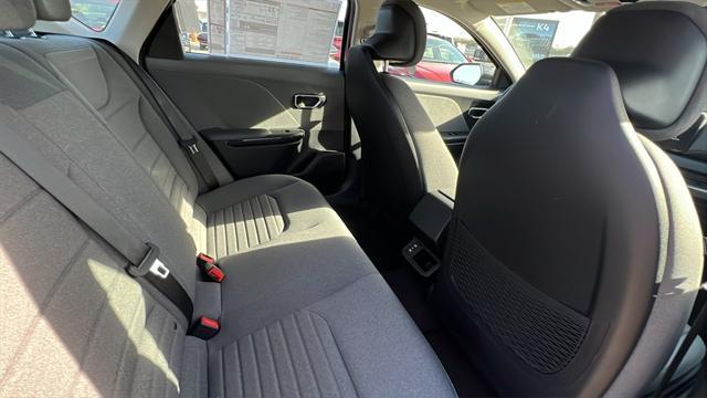 new 2025 Kia K4 car