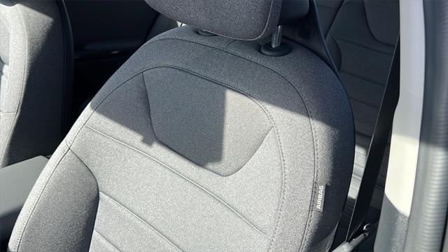 new 2025 Kia K4 car