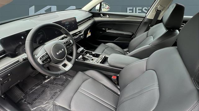 new 2025 Kia K5 car, priced at $36,600