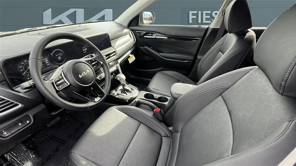 new 2025 Kia Seltos car, priced at $26,288