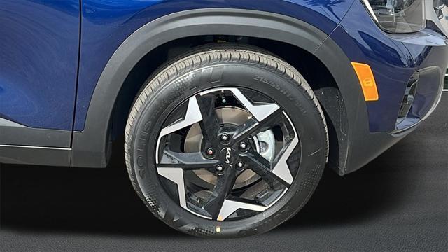 new 2025 Kia Seltos car, priced at $28,635