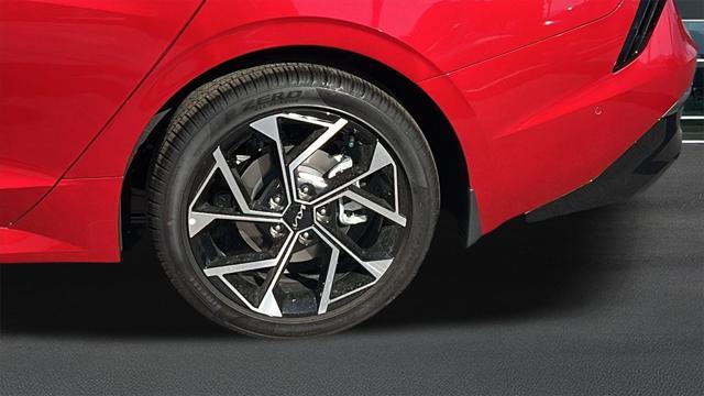 new 2025 Kia K5 car