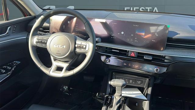new 2025 Kia K5 car