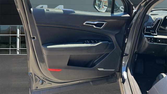 new 2025 Kia Sportage Hybrid car