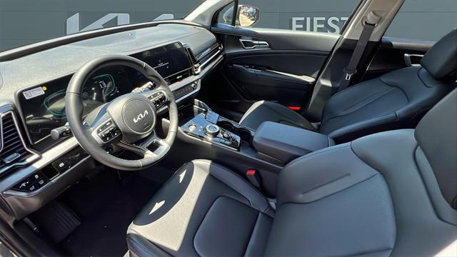 new 2025 Kia Sportage Hybrid car