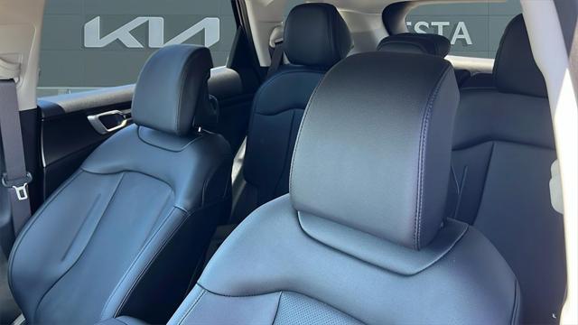 new 2025 Kia Sportage Hybrid car