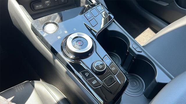 new 2025 Kia Sportage Hybrid car