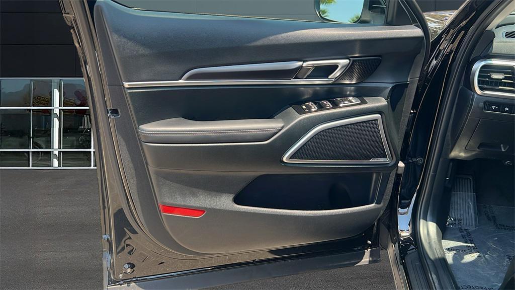 new 2025 Kia Telluride car, priced at $43,755