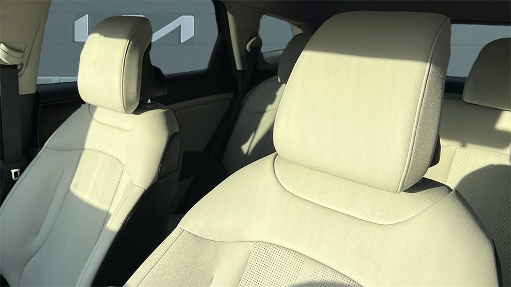 new 2026 Kia Sportage car, priced at $32,310