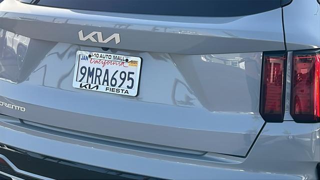 used 2023 Kia Sorento car, priced at $28,772
