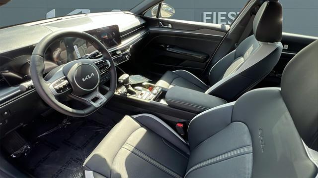 new 2025 Kia K5 car